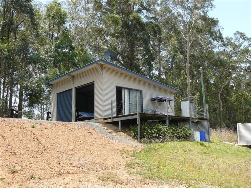 239 Coles Creek Road, Cooran QLD 4569