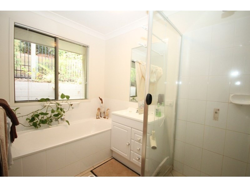 28 Kensington Drive, Cooroy QLD 4563