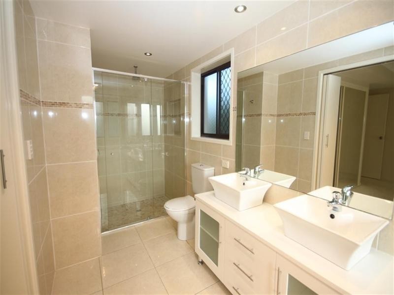 4 Colonial Court, Cooroy QLD 4563