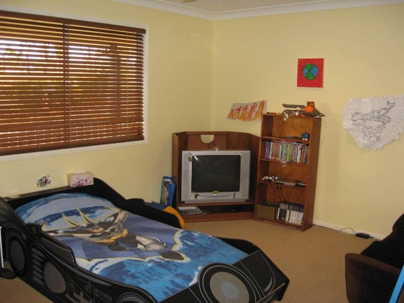 40 Kaylene Court, Woodford QLD 4514
