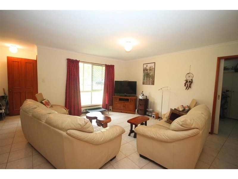 18 Koala Crescent, Lake Macdonald QLD 4563