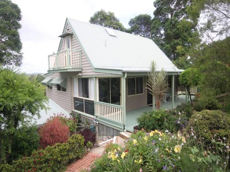 5 Falcon Crescent, Cooroy QLD 4563