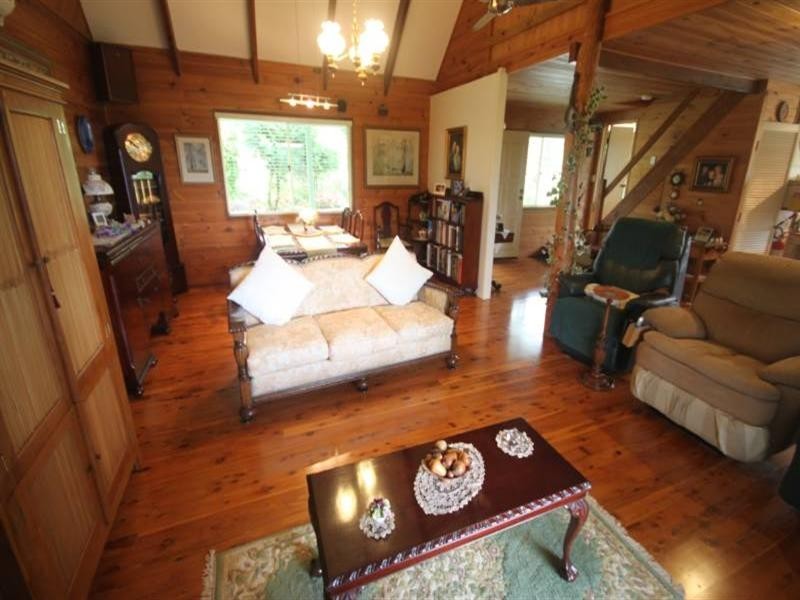 5 Falcon Crescent, Cooroy QLD 4563