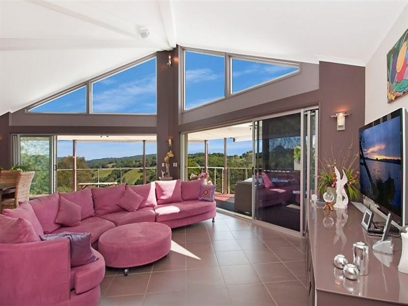 290 Black Mountain Road, Cooroy QLD 4563