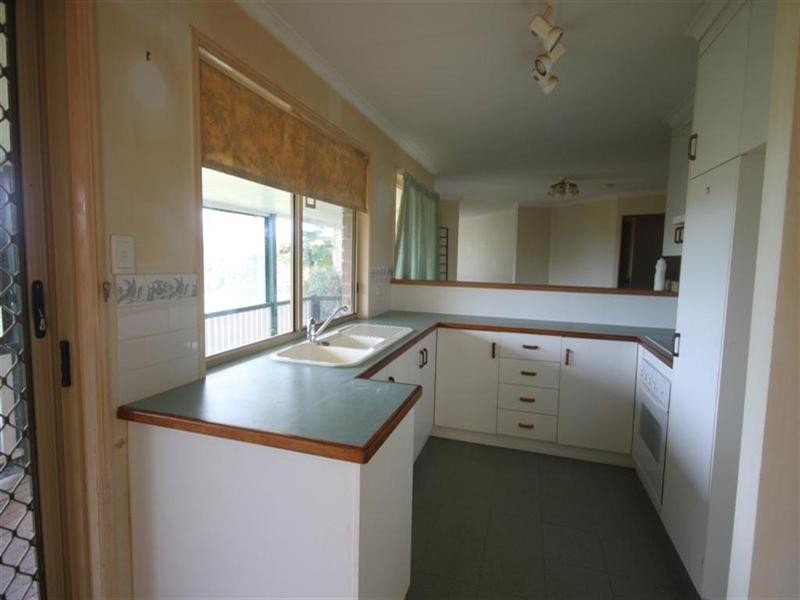 16 Falcon Crescent, Cooroy QLD 4563