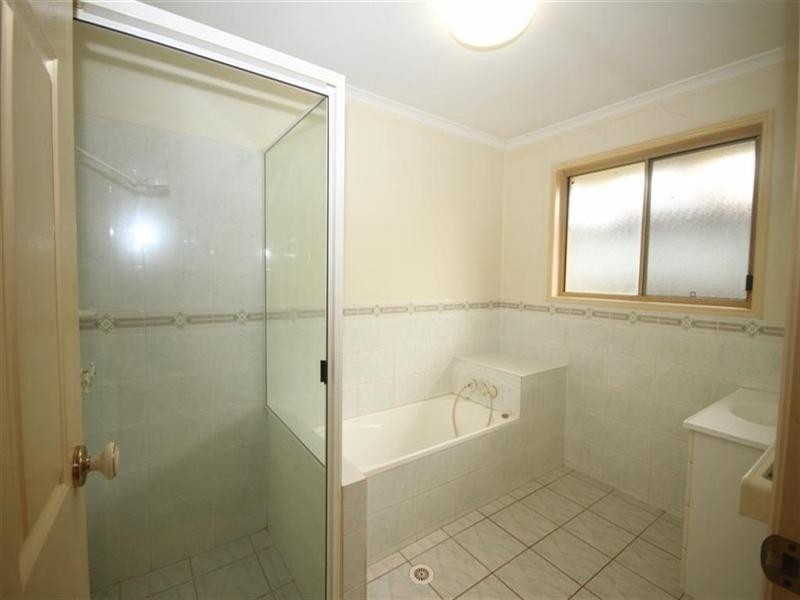 16 Falcon Crescent, Cooroy QLD 4563