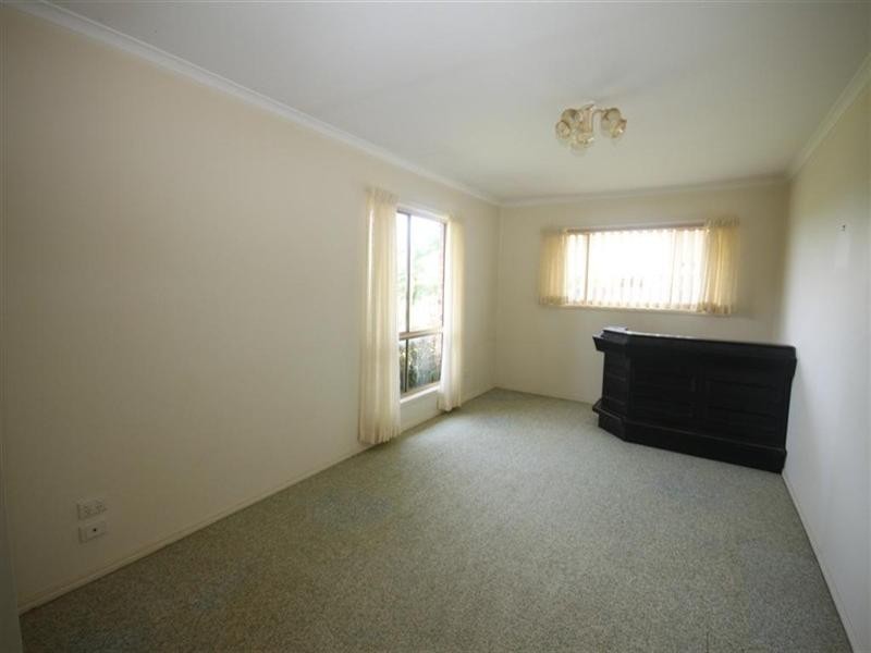 16 Falcon Crescent, Cooroy QLD 4563