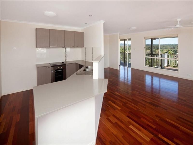 27 Kensington Drive, Cooroy QLD 4563