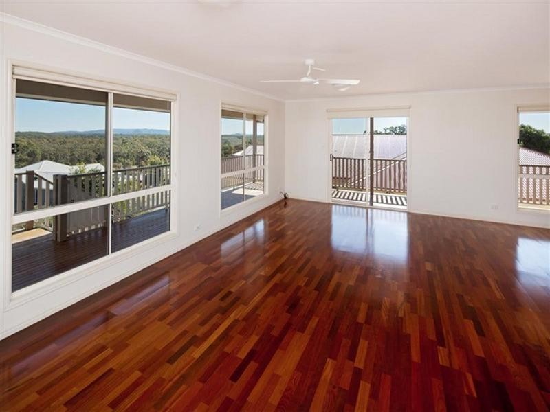 27 Kensington Drive, Cooroy QLD 4563
