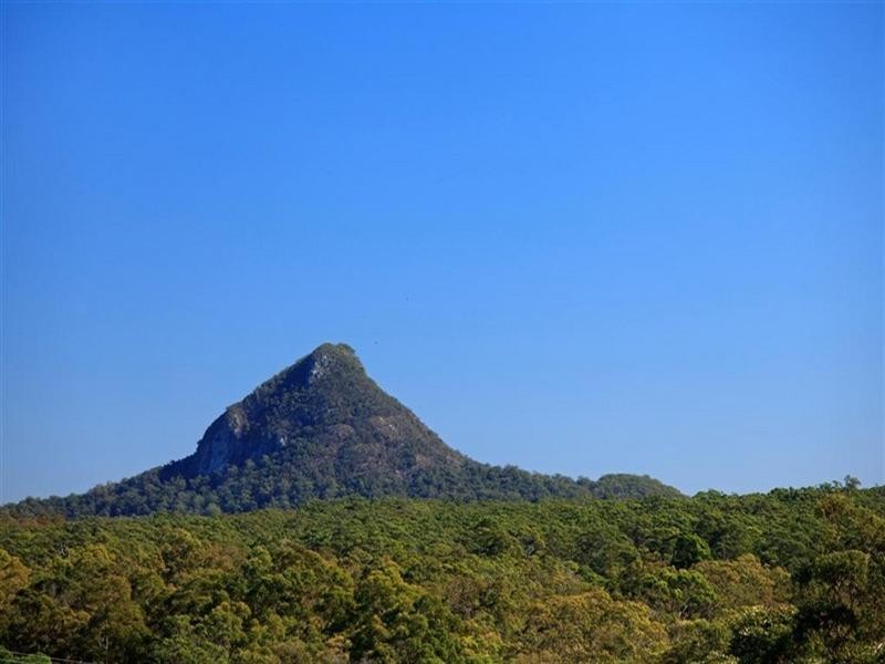27 Kensington Drive, Cooroy QLD 4563