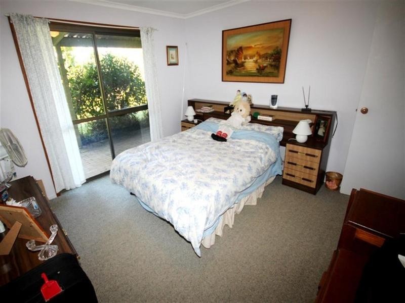 3 Black Mountain Road, Cooroy QLD 4563