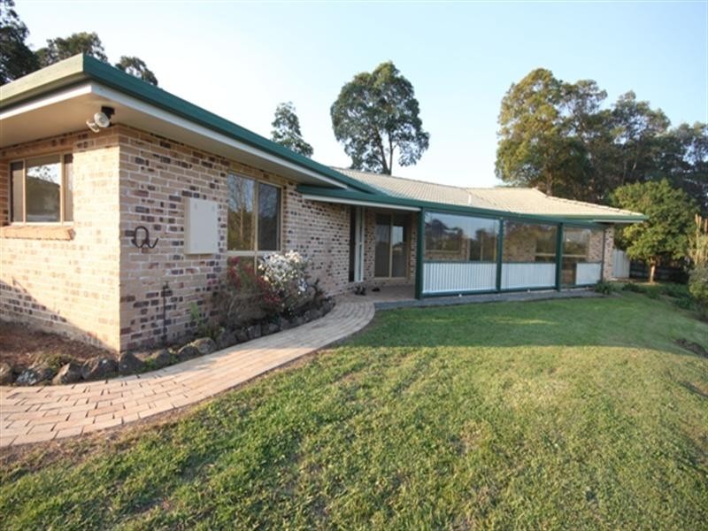 16 Falcon Crescent, Cooroy QLD 4563