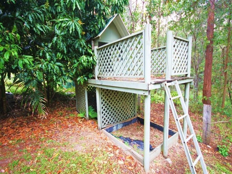 22 Mountain Street, Pomona QLD 4568