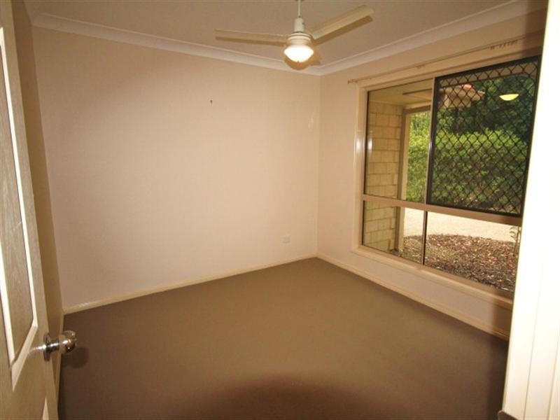 22 Mountain Street, Pomona QLD 4568