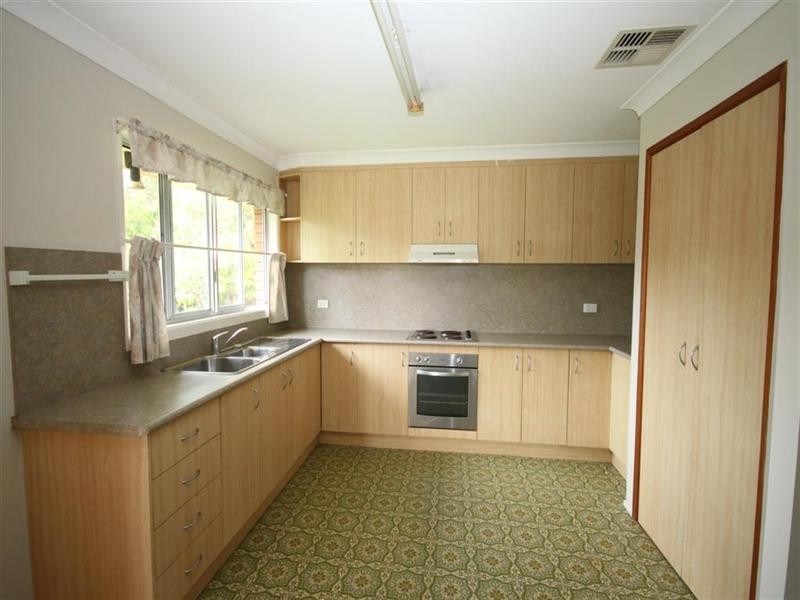 5 Pearl Street, Cooroy QLD 4563