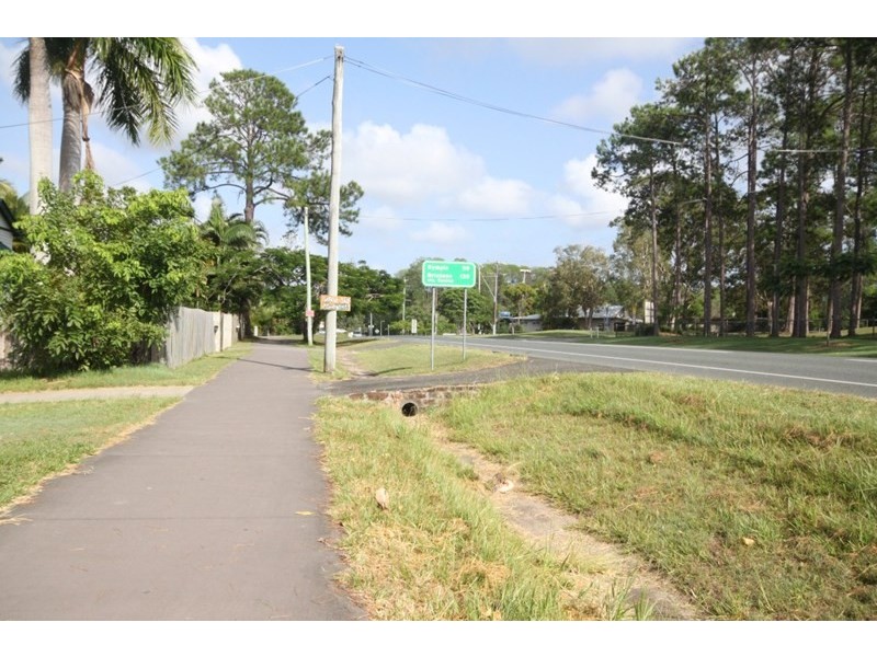 27 Poinciana Avenue, Tewantin QLD 4565