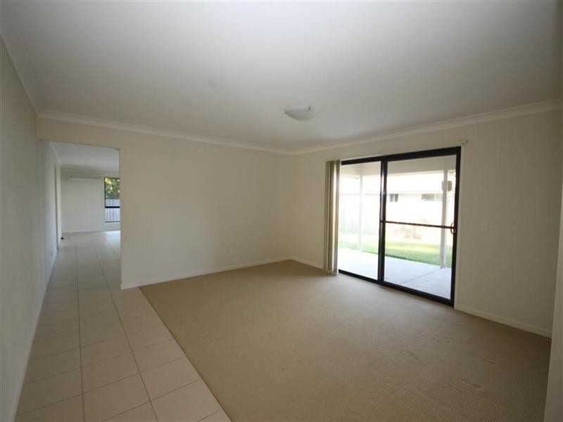 7 Prospect Place, Cooroy QLD 4563