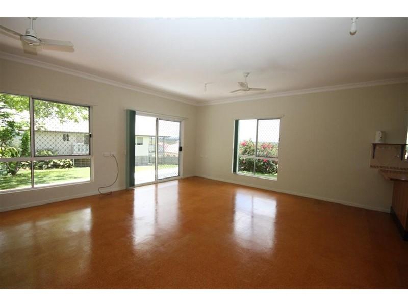 29 Kensington Drive, Cooroy QLD 4563
