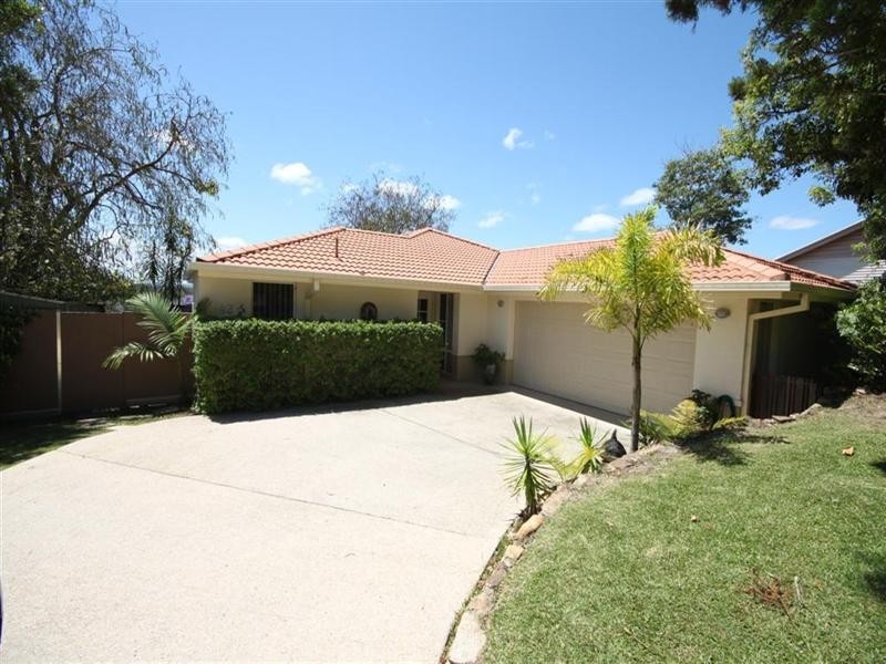 42 Tewantin Road, Cooroy QLD 4563