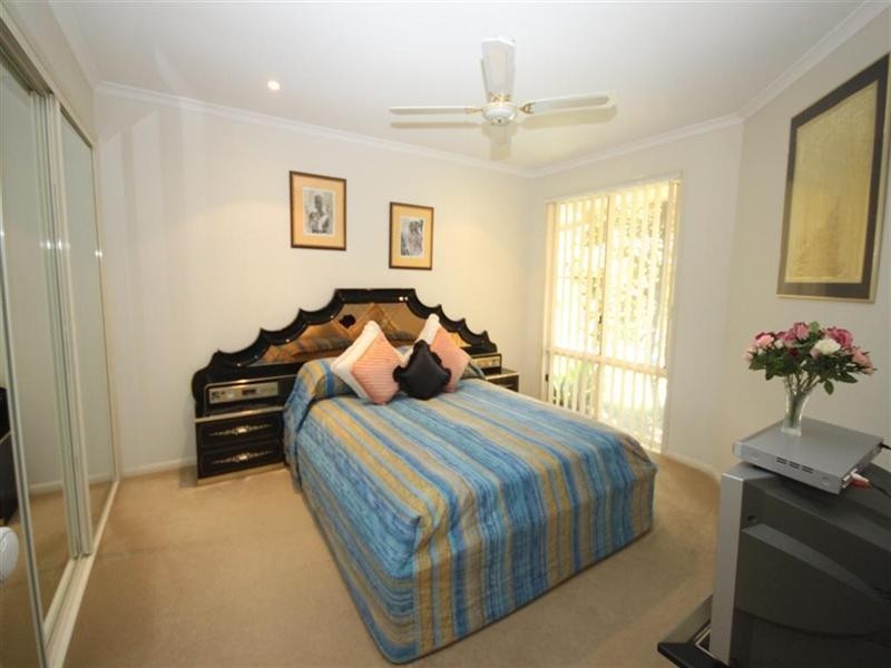 42 Tewantin Road, Cooroy QLD 4563