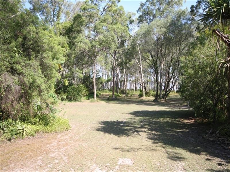 404 Lake Cooroibah Road, Cooroibah QLD 4565