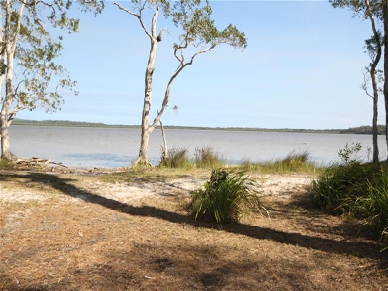 404 Lake Cooroibah Road, Cooroibah QLD 4565