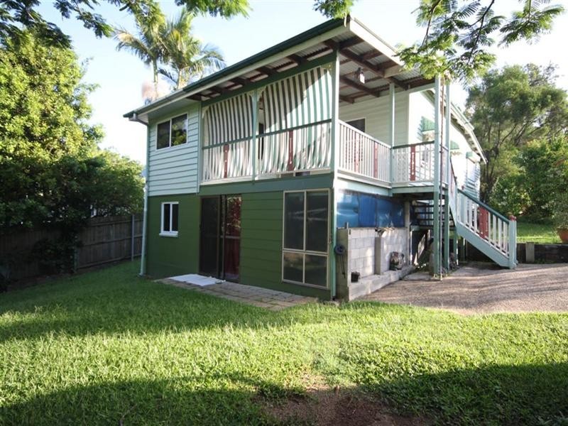 2 Sale Street, Eumundi QLD 4562