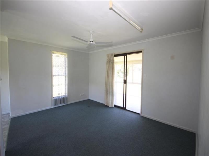 8 Opal Street, Cooroy QLD 4563