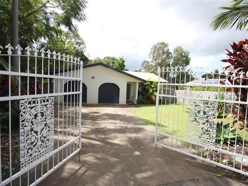 130 Elm Street, Cooroy QLD 4563