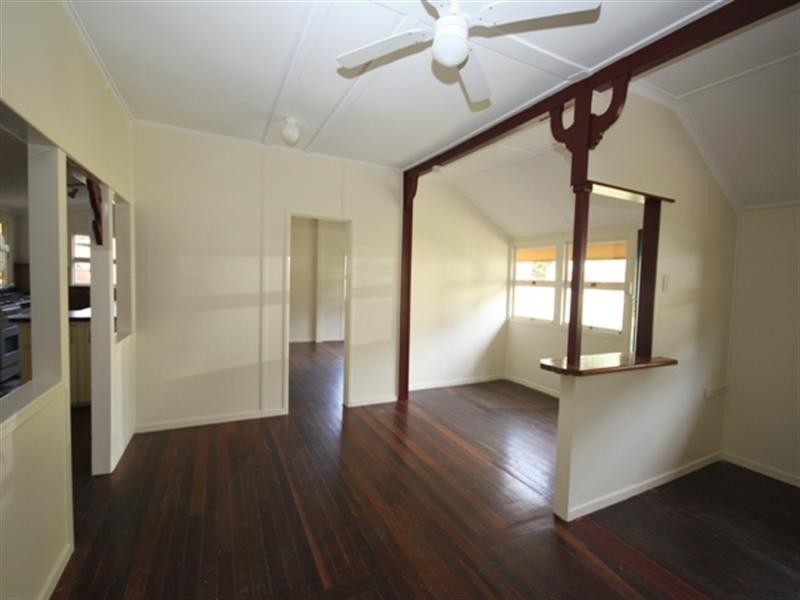 9 Tulip, Cooroy QLD 4563