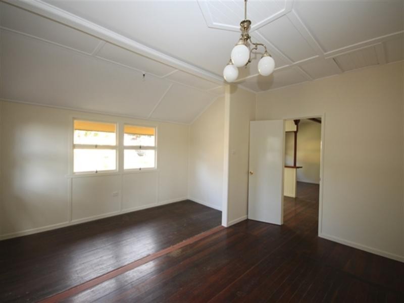 9 Tulip, Cooroy QLD 4563