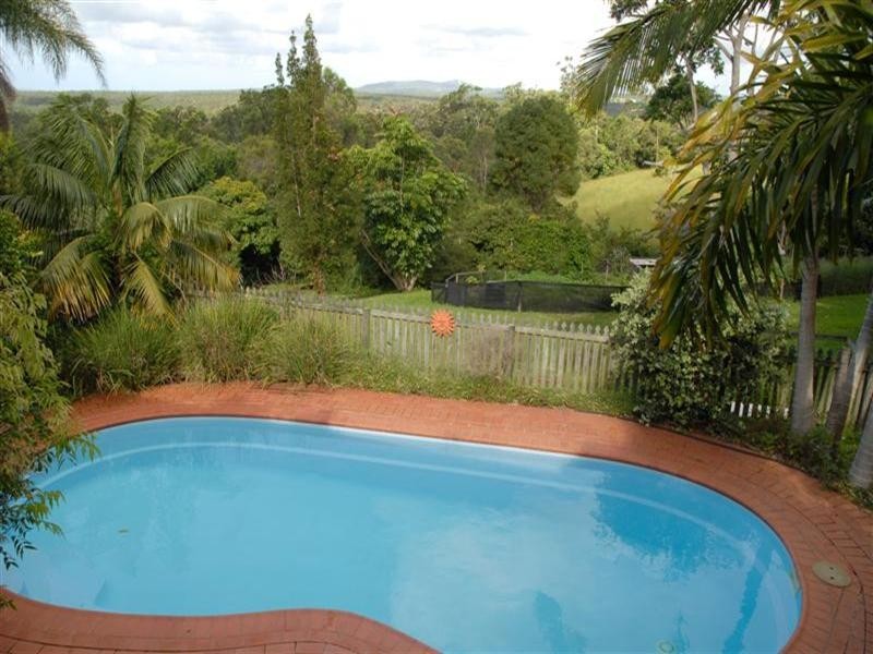 38 Quail Lane, Cooroy QLD 4563