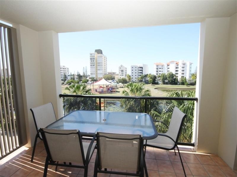 15/6 Mari Street, Alexandra Headland QLD 4572