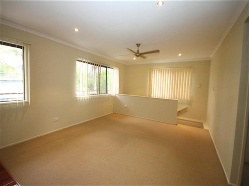 5/7 Pearl Street, Cooroy QLD 4563