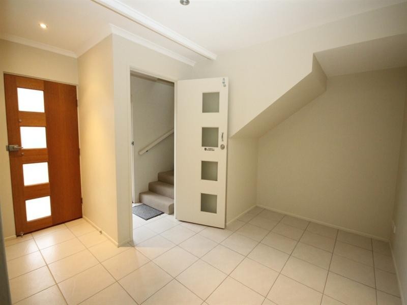 5/7 Pearl Street, Cooroy QLD 4563