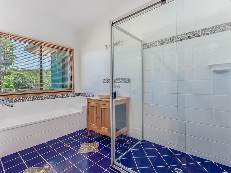 20 Smiths Road, Tinbeerwah QLD 4563