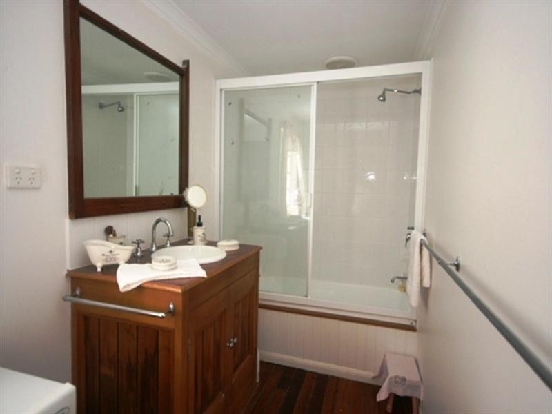 4A Kauri Street, Cooroy QLD 4563