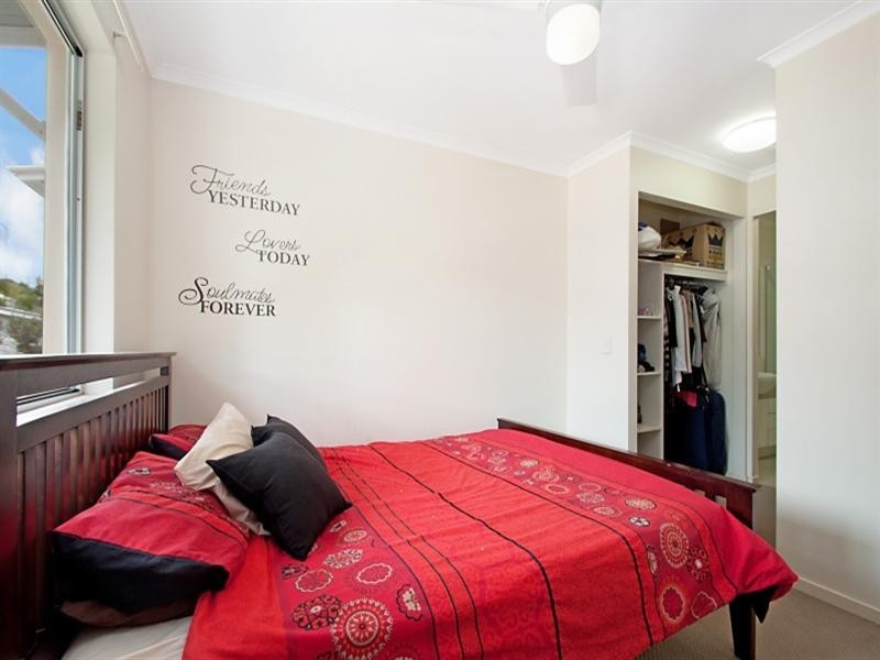 2/13 KAURI, Cooroy QLD 4563