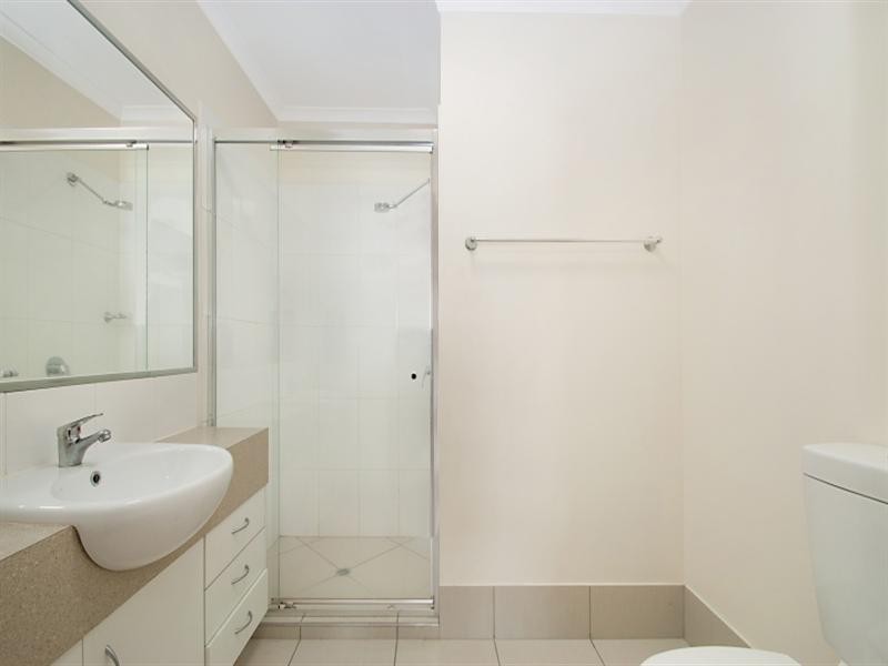 2/13 KAURI, Cooroy QLD 4563