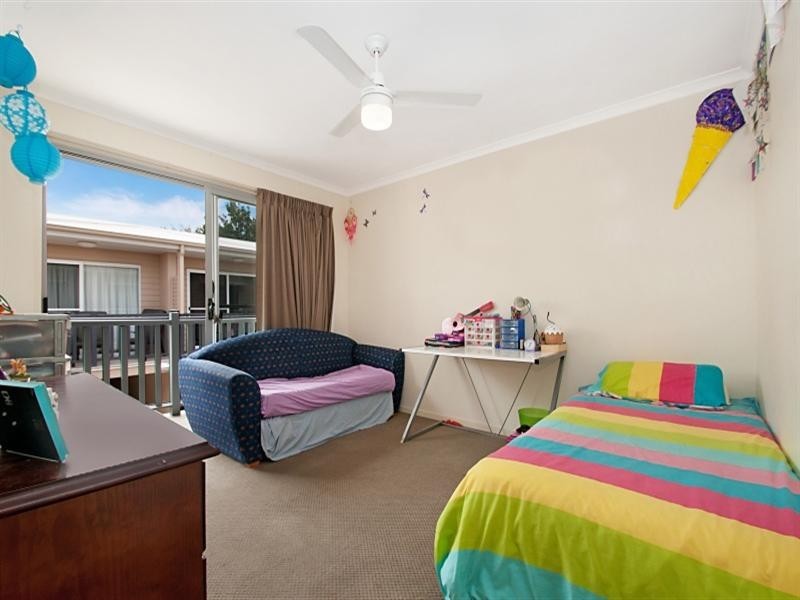 2/13 KAURI, Cooroy QLD 4563