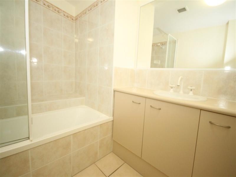 19/6 Mari, Alexandra Headland QLD 4572