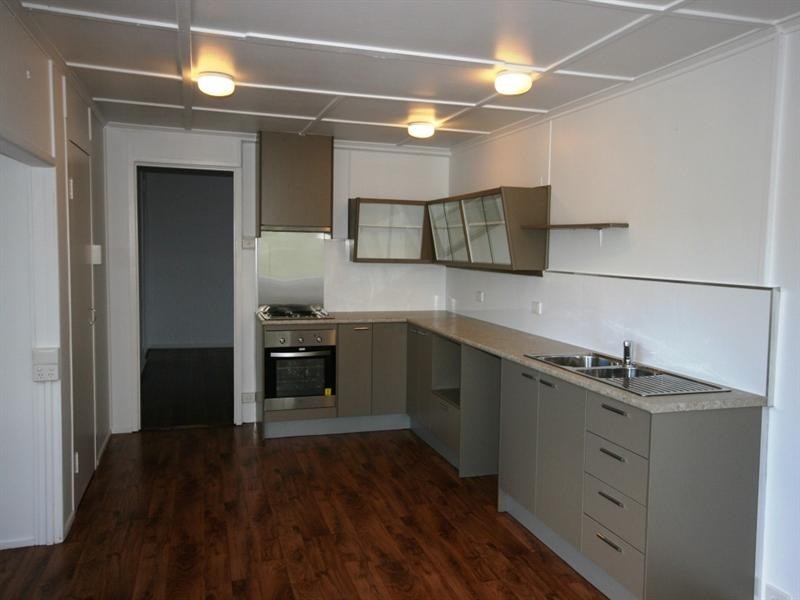 11 Wattle Street, Cooroy QLD 4563