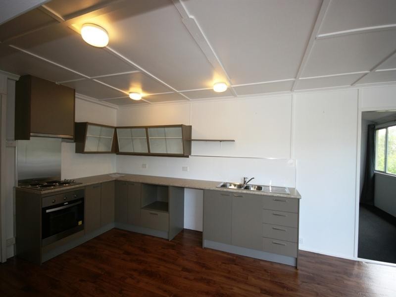 11 Wattle Street, Cooroy QLD 4563