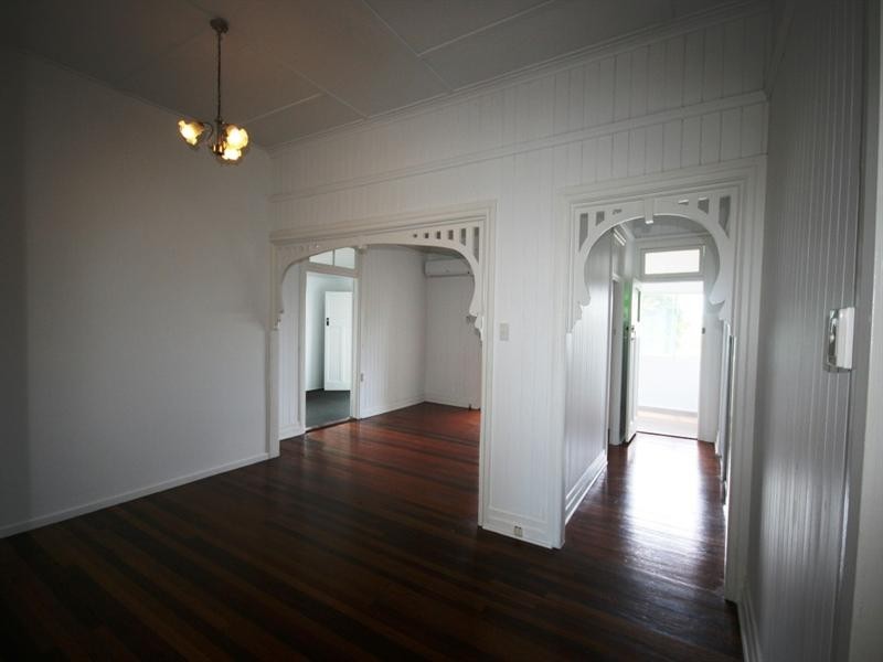 11 Wattle Street, Cooroy QLD 4563