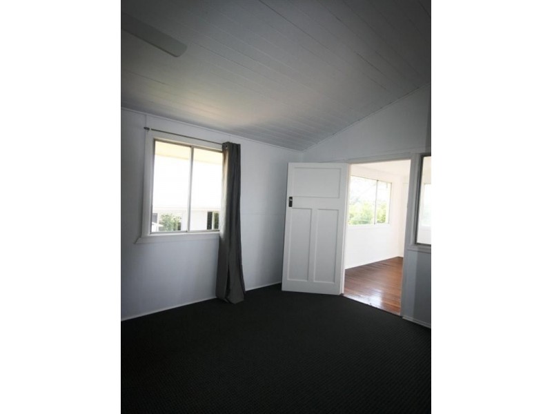 11 Wattle Street, Cooroy QLD 4563