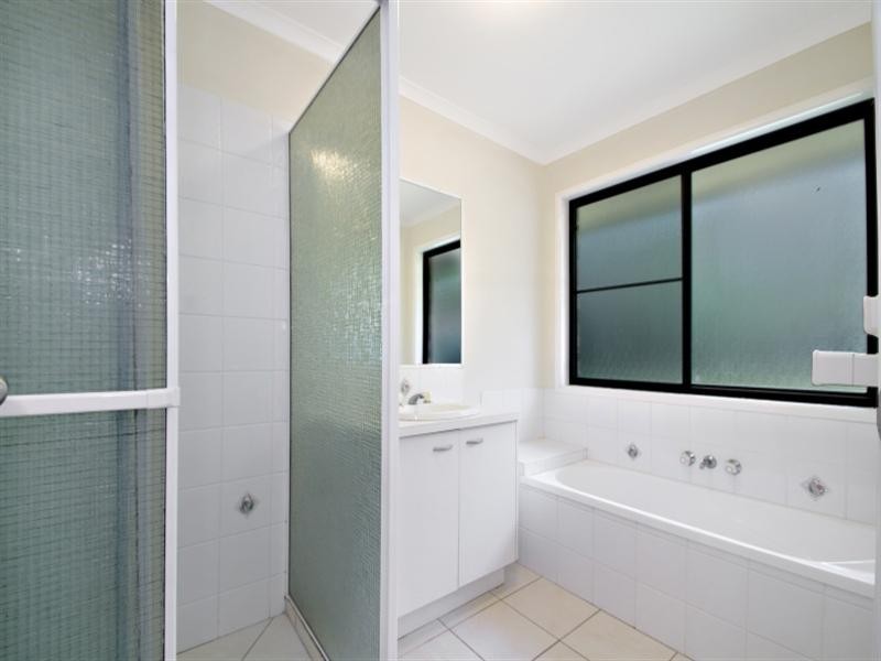 19 Blackbean Court, Cooroy QLD 4563