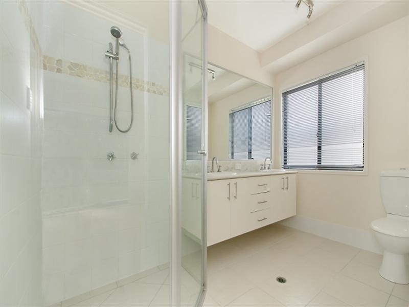 62 Elm Street, Cooroy QLD 4563