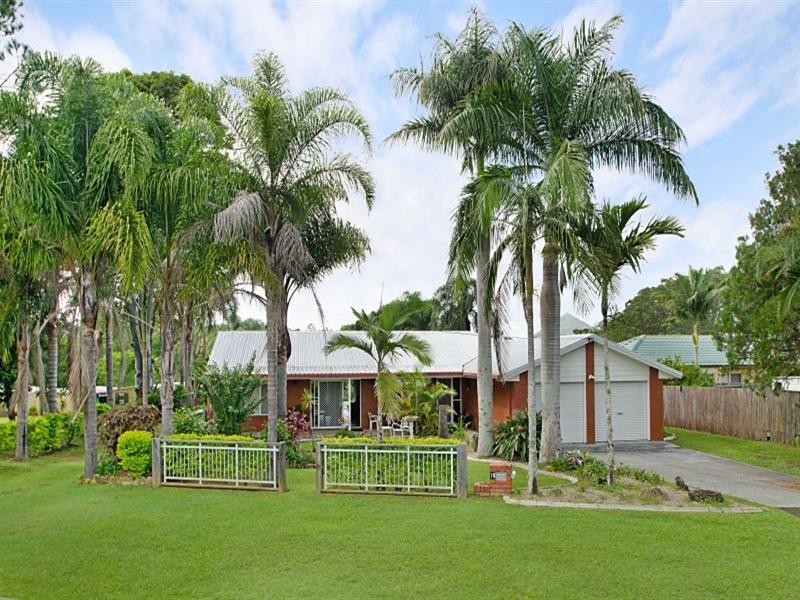 18 Pearsons Road, Cooroy QLD 4563