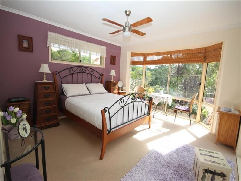 5 LEATHERWOOD Lane, Cooroy QLD 4563