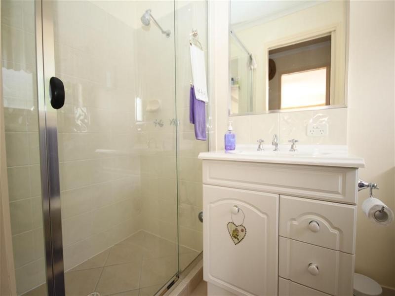 5 LEATHERWOOD Lane, Cooroy QLD 4563